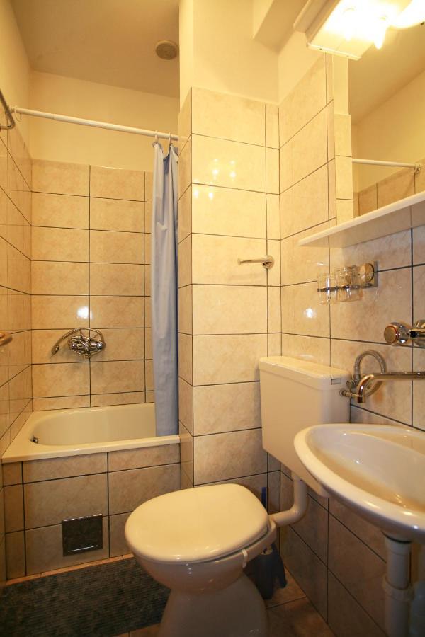 Karabaic Apartment Krk Town Bagian luar foto