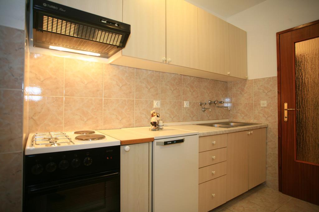 Karabaic Apartment Krk Town Bagian luar foto
